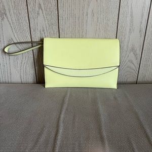 Casual clutch